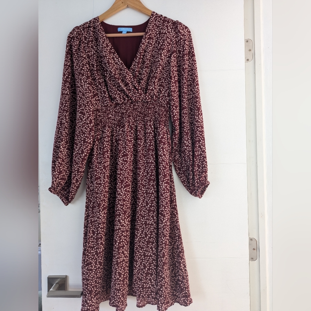 Draper James Clip Dot Fit & Flare, size small, maroon color